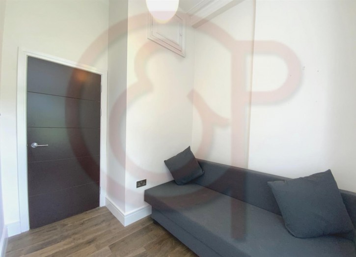 Bedroom 2-2.jpg
