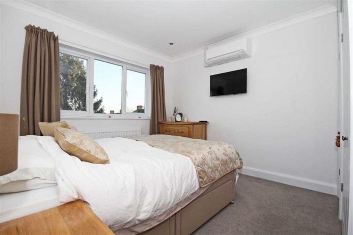 Rear bedroom.jpg