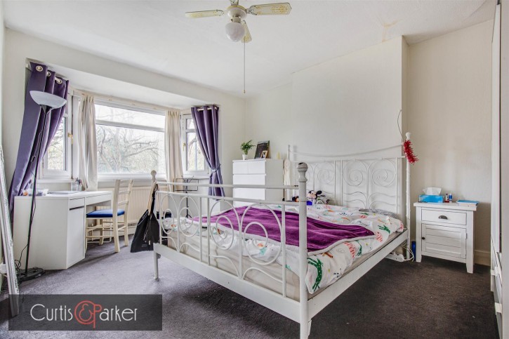 842a2526hdr.jpg