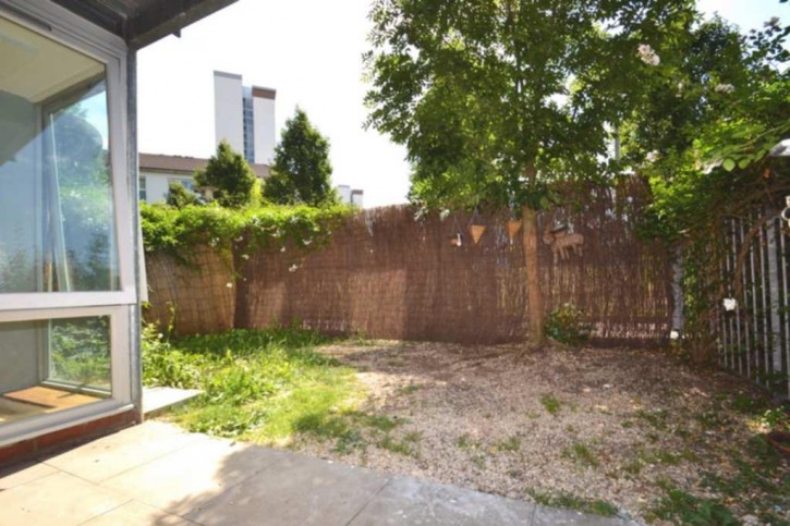Hunt Close, Holland Park, W11 - Photo 11