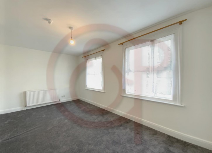 Bedroom 1-2.jpg