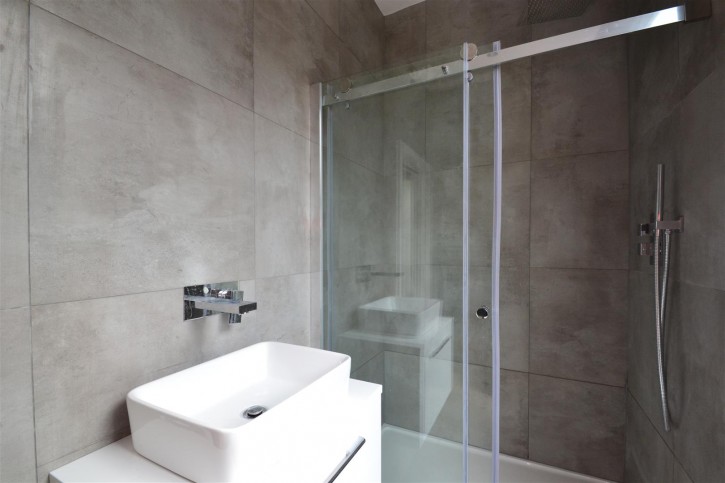 10 Haven Green 2nd - 3rd Floor - W5 (17).JPG