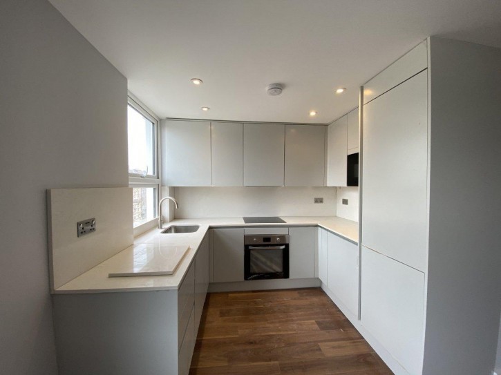 F5 Kitchen.jpg