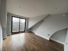 F5 Bed 2.jpg