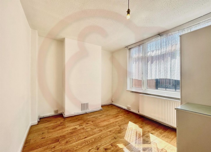Bedroom 3-1.jpg