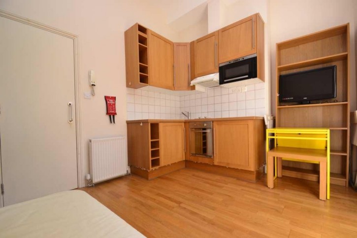 Warbeck Road, Shepherds Bush, W12 - Photo 3